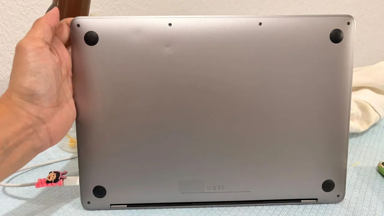 Macbook Pro 13 - 2020 - Foto 3
