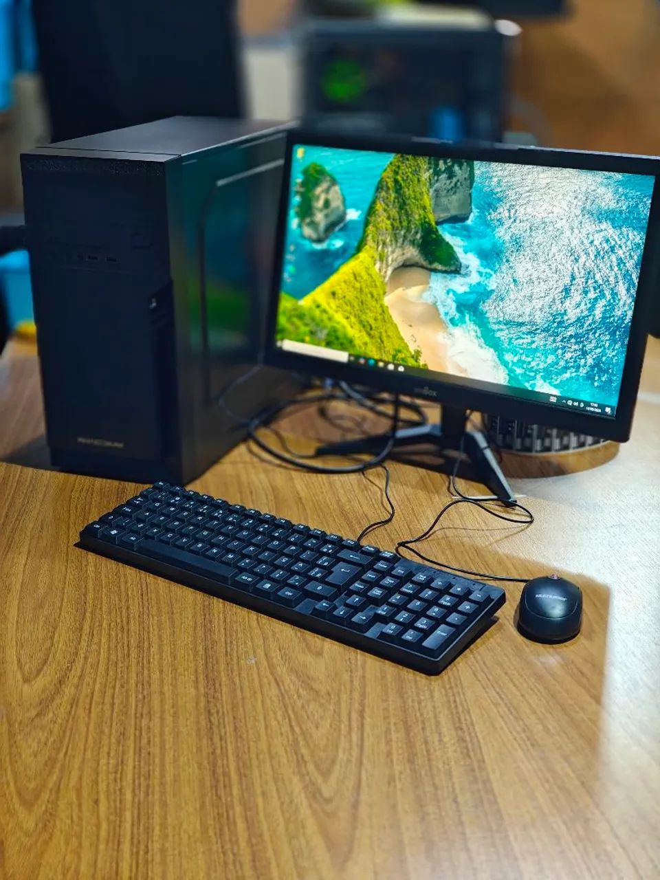 CPU COMPLETA I3