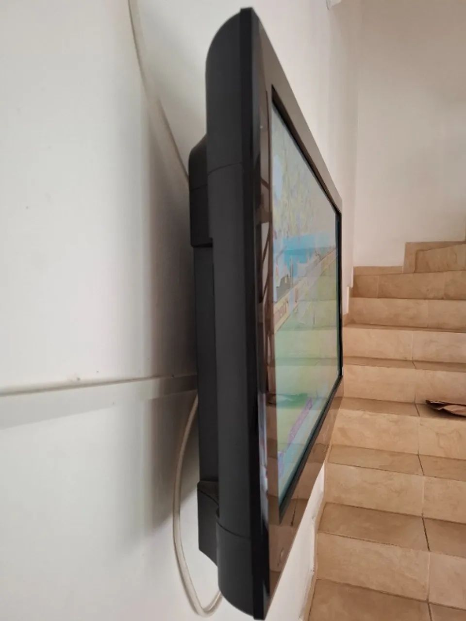 TV Buster 24" - (não é smart tv)