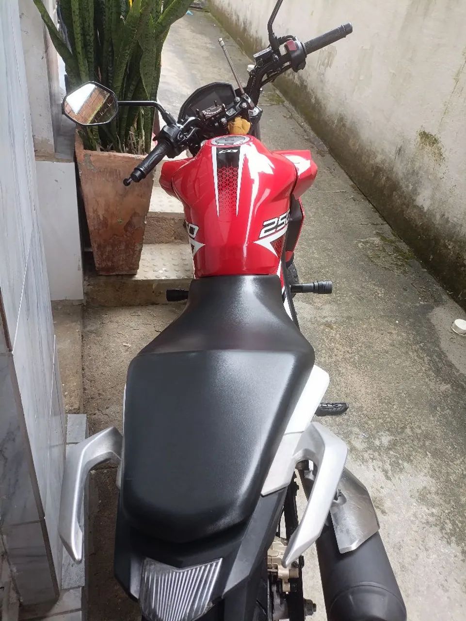 Cb Twister F com ABS  - Foto 4