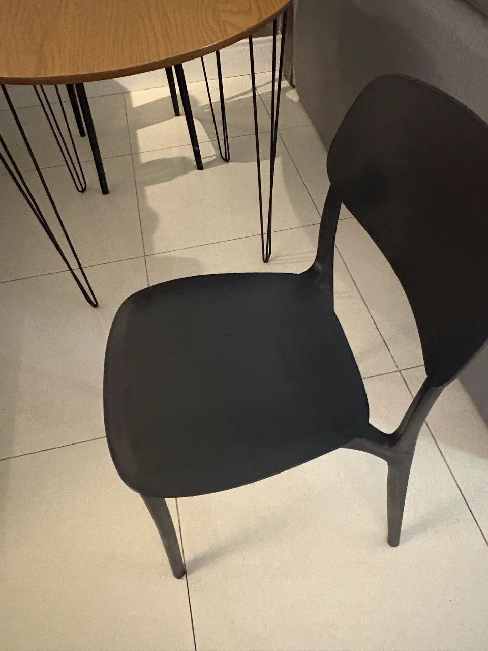 Conjunto mesa e cadeiras  - Foto 2