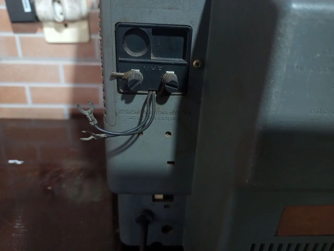 TV Antiga Philco 12 Pol. Preto e Branco funcionando. - Foto 5