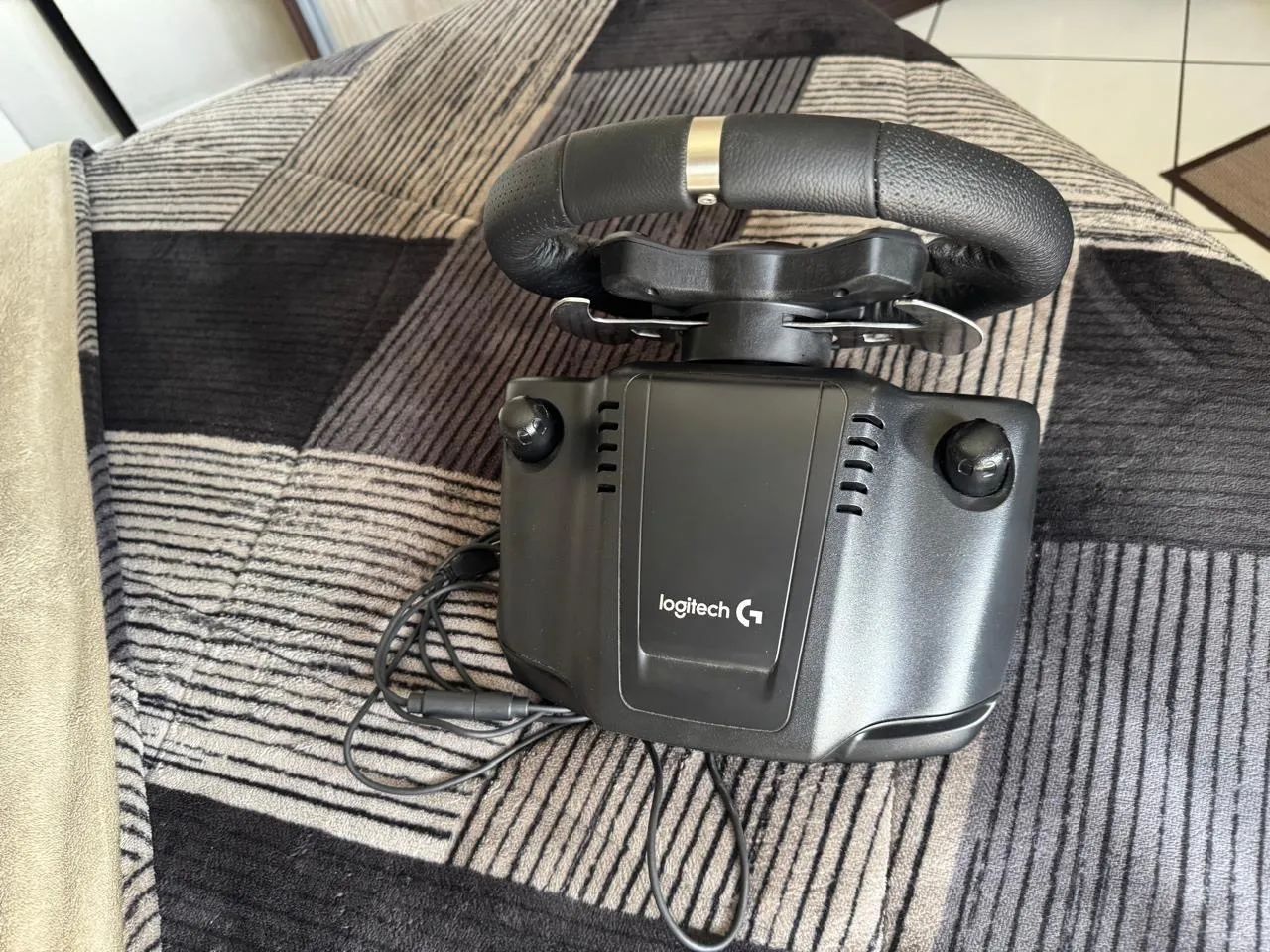 Logitech G920 Driving Force + Câmbio Logitech Driving Force - Foto 2