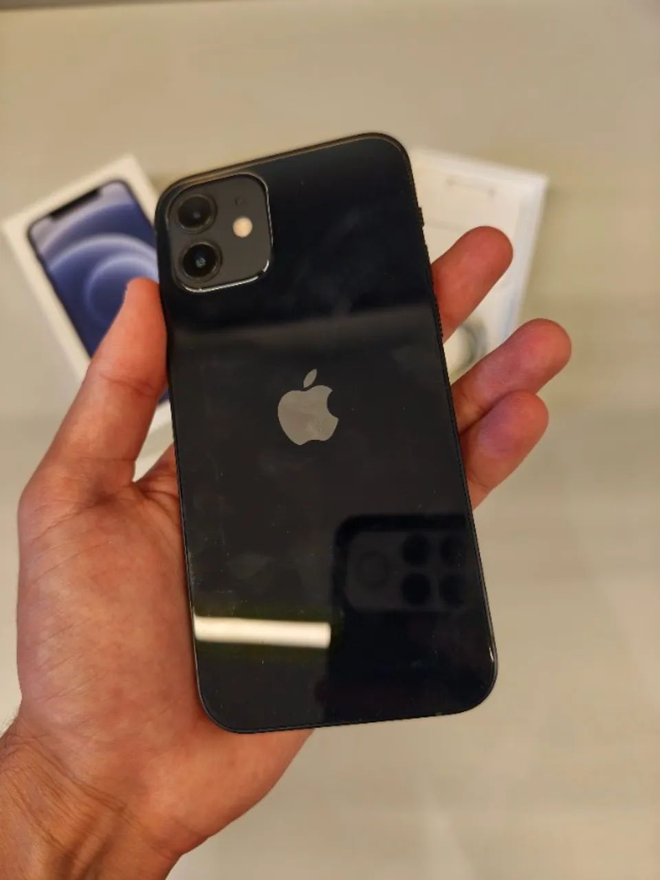 iPhone 12 Preto 64GB com Caixa e Carregador - Foto 2