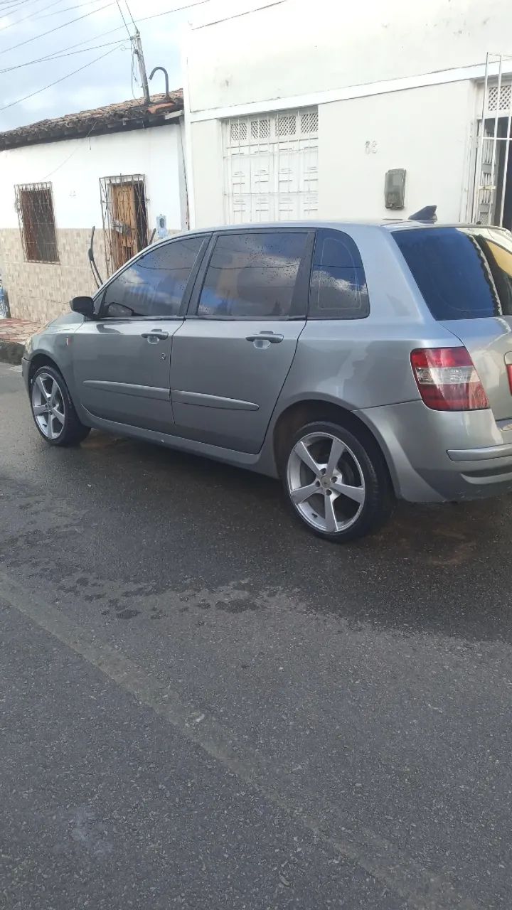 Fiat Stilo 1.8/ 1.8 Connect Flex 8V 5P 2006 - Foto 4