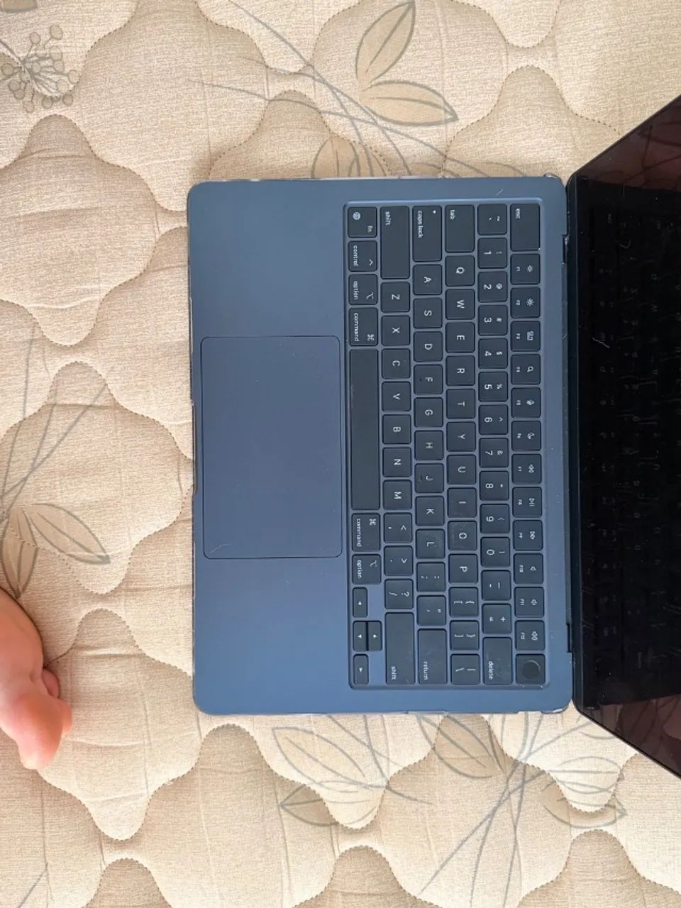 MacBook Air M2 - Foto 3