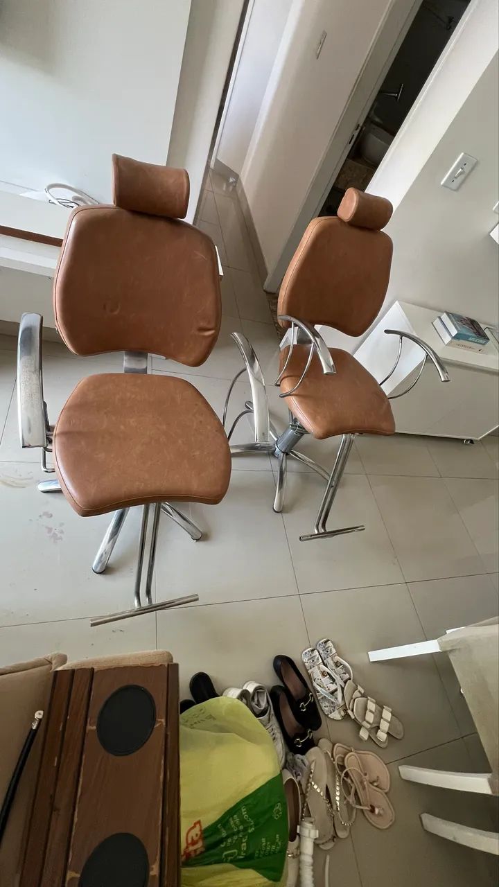 Vendo cadeiras salão de beleza  - Foto 5
