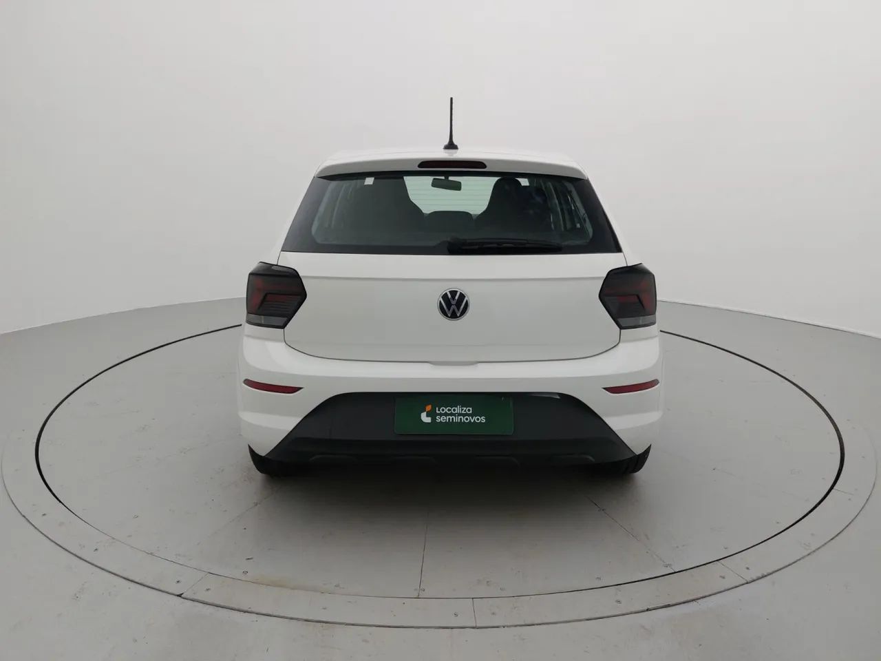 Volkswagen Polo Track 1.0 Flex 12V 5p, foto 4 de 18