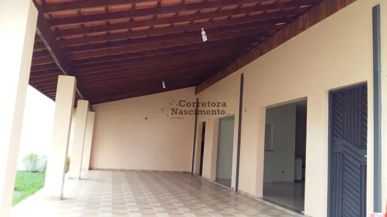 Casa Locada Para Permuta com Imóvel Comercial - Foto 3