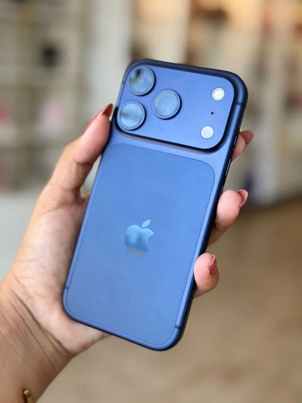 iPhone 17 pro semi novo  - Foto 3