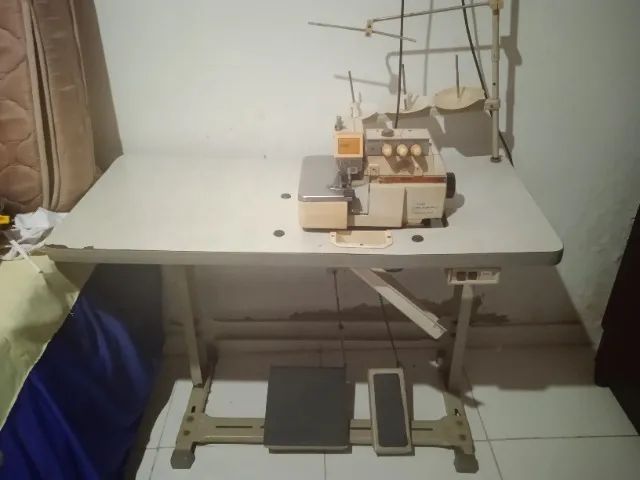 Máquina de Costura