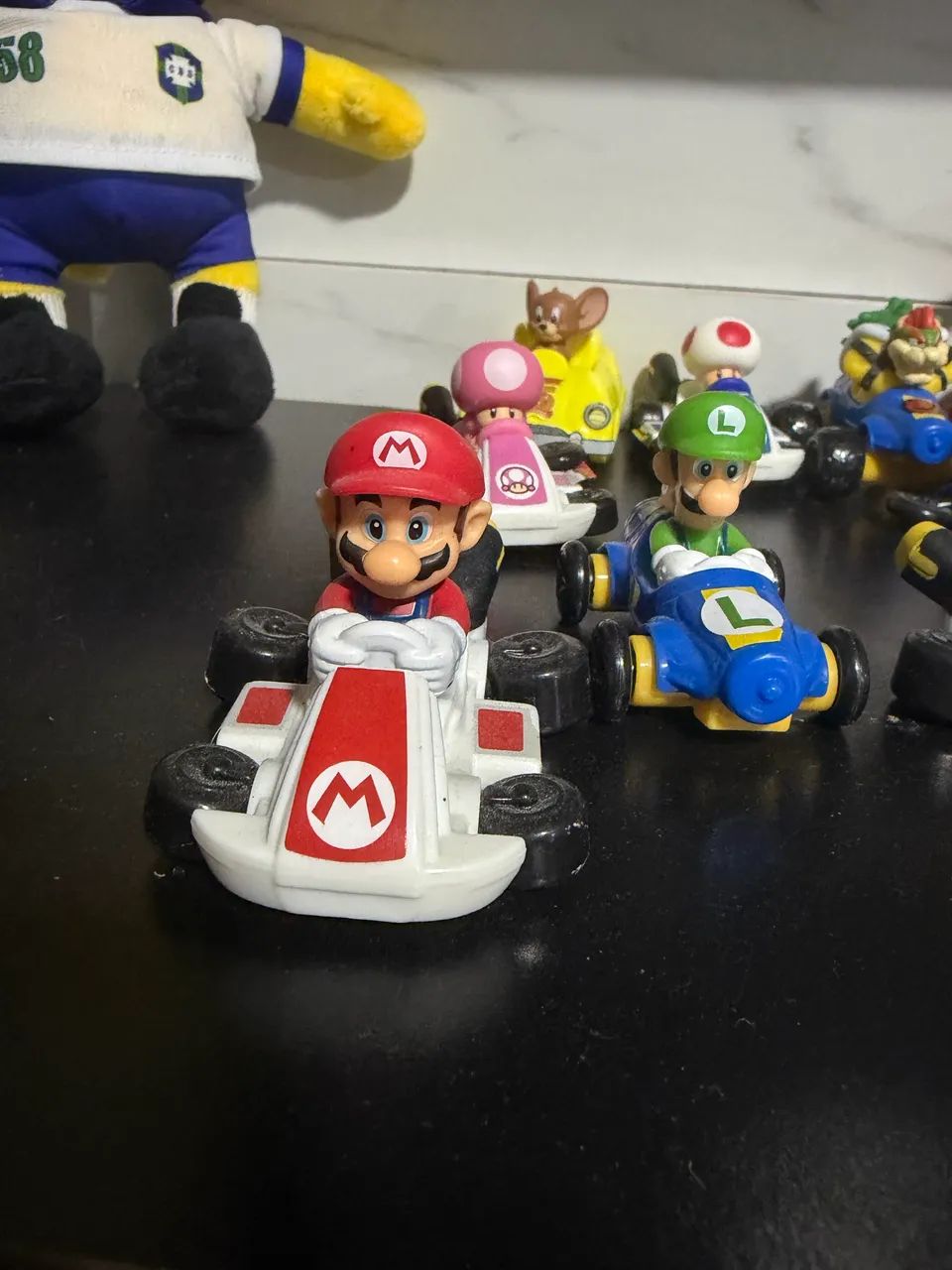 Bonecos da coleção do Mário 