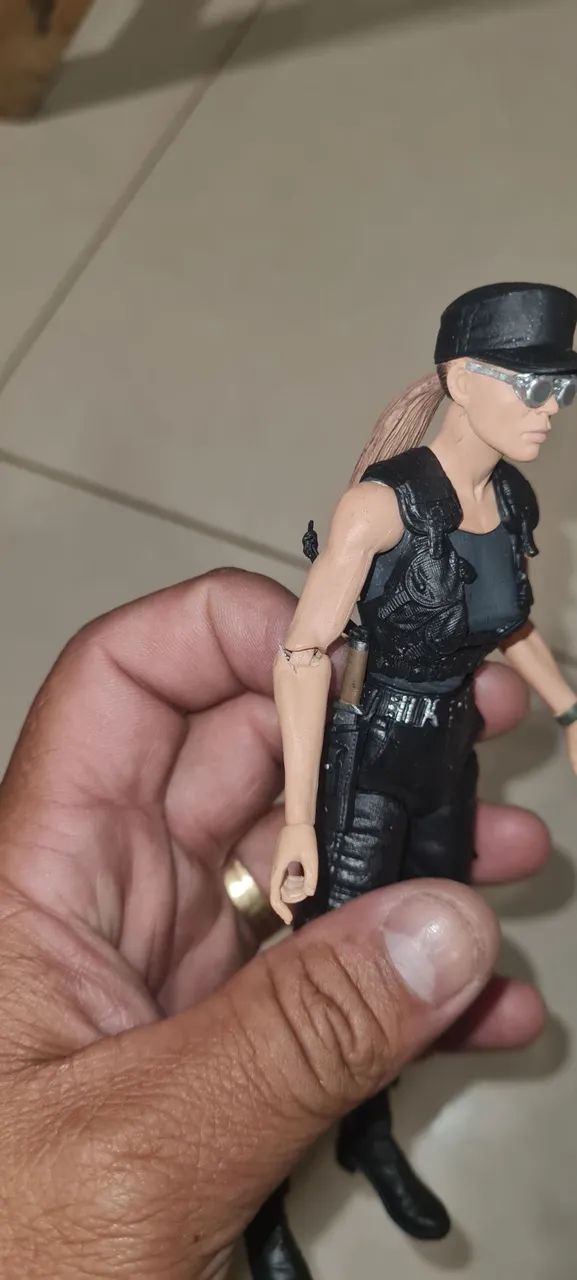 Exterminador sara connor Neca Toys - Foto 5