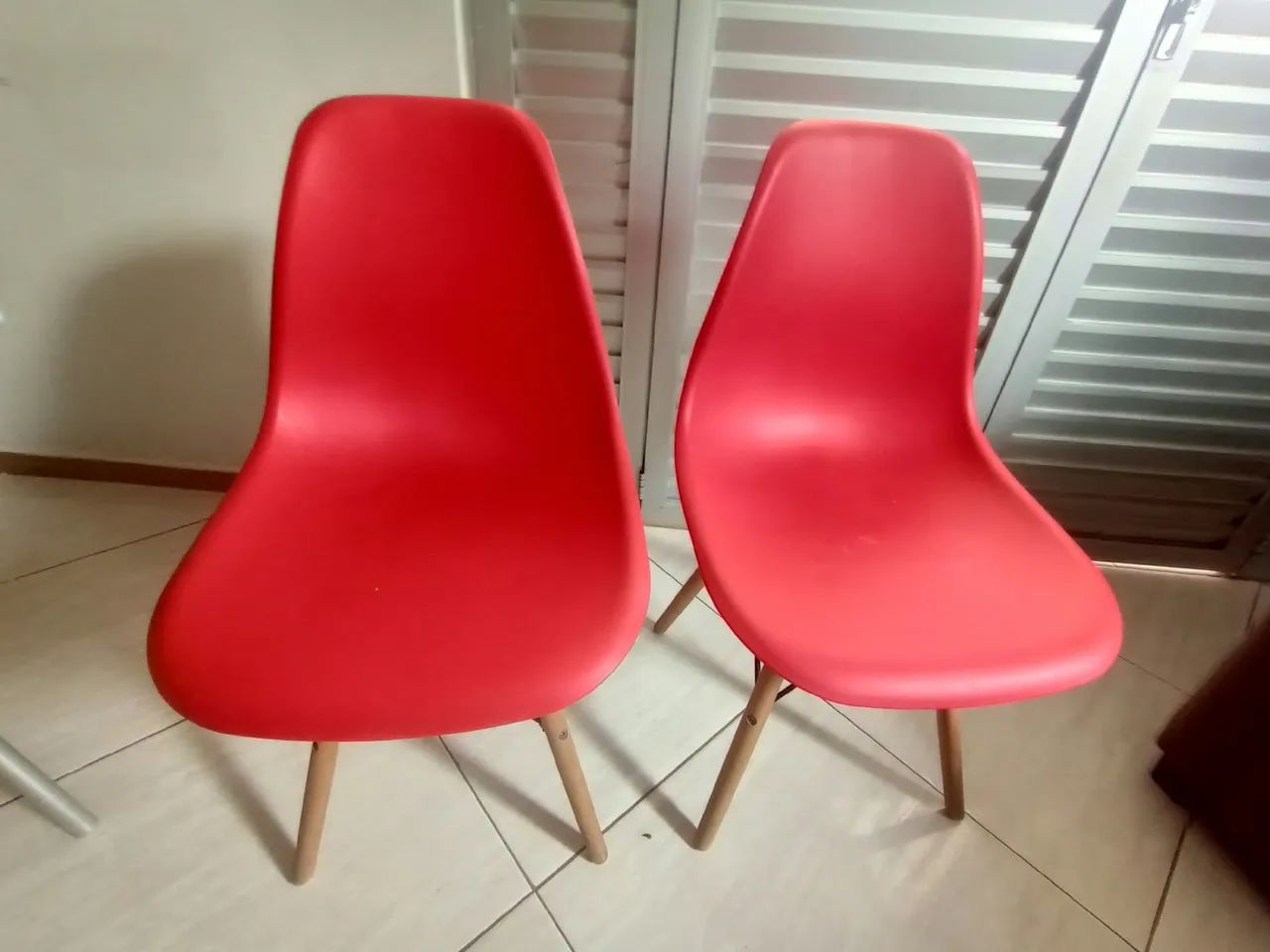Cadeira vermelhas - Foto 3