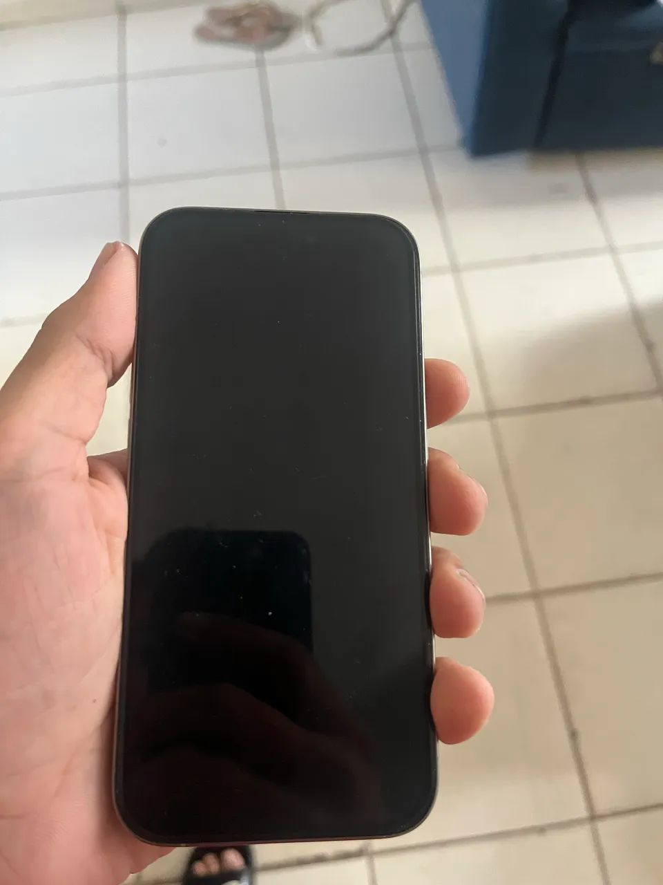 Vendo iPhone 15 pro 256  - Foto 4