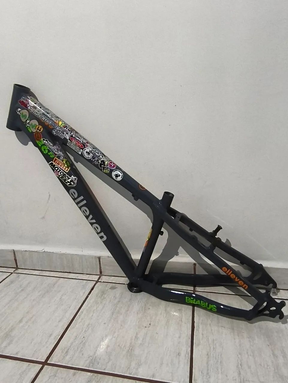Quadro de bicicleta aro 26  - Foto 2