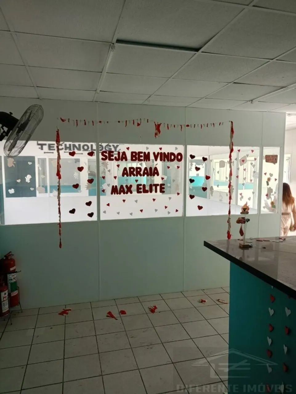 CONJUNTO DE SALA COMERCIAL NO CENTRO DE ITAQUERA 250M² - Foto 5