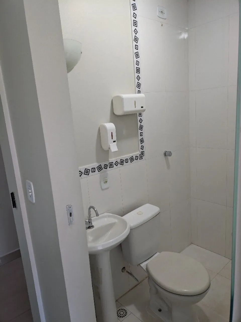 SALAS COM EXCELENTE LOCALIZAÇÃO EM SAMAMBAIA - Foto 4
