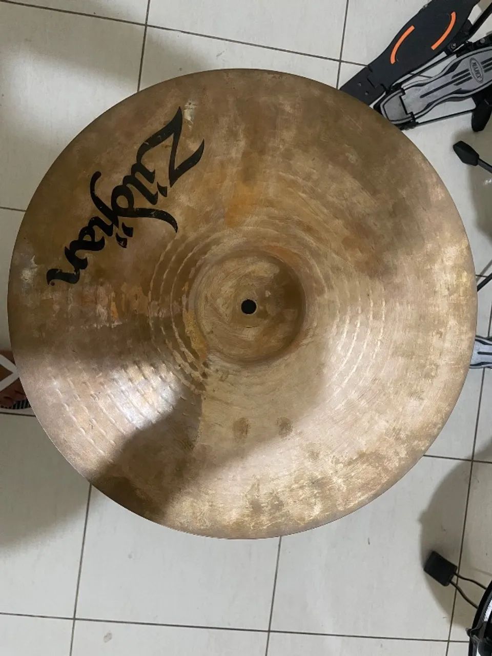 Prato de ataque (Crash) Zildjian Planet Z (1ª Geração, B8) 16