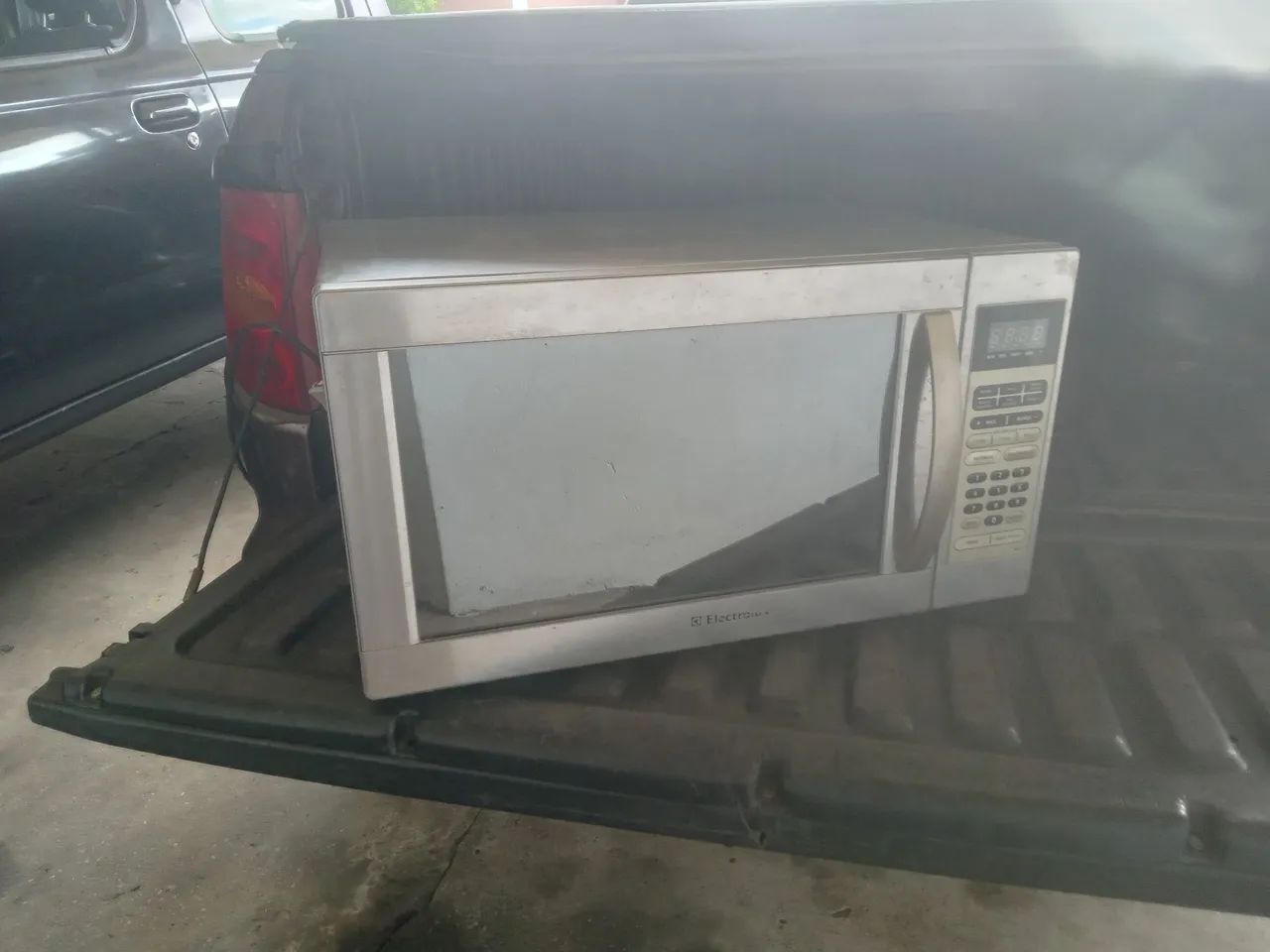 Micro-ondas Eletrolux 45l inox