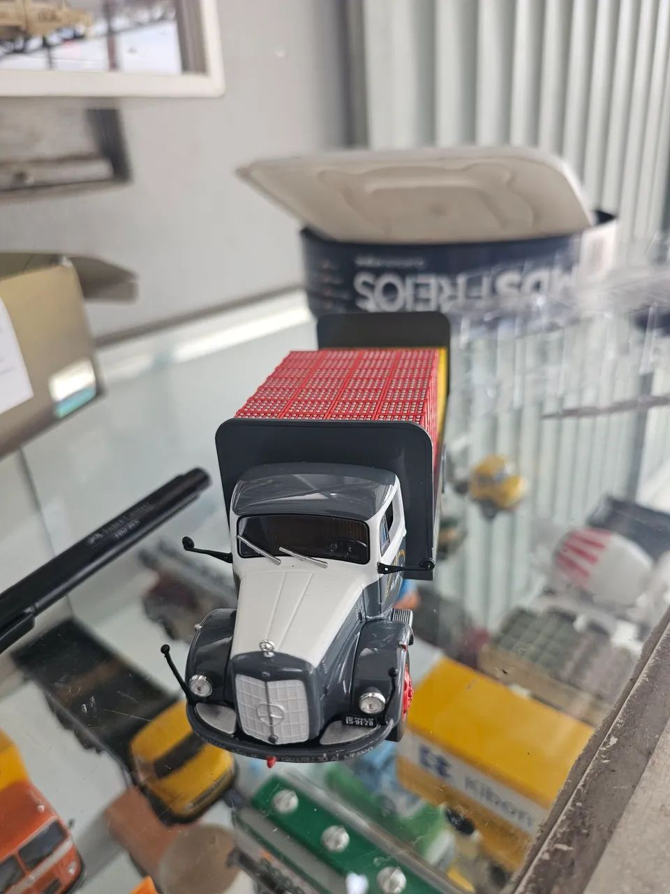 Miniatura caminhao 1 43  - Foto 2