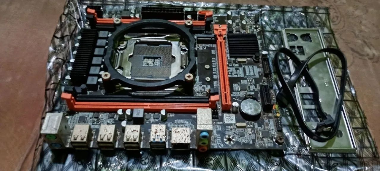 Placa Mãe X99 DDR4 ( Xeon )  - Foto 2