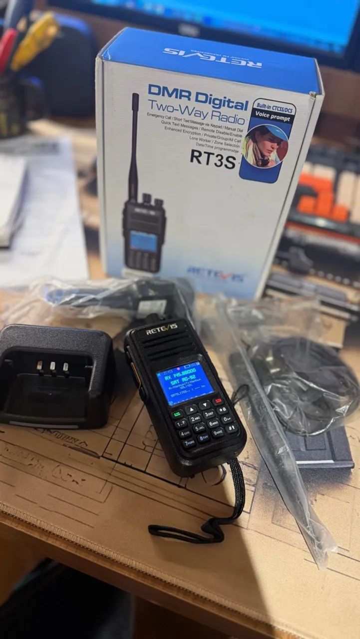 Radio comunicador RETEVIS rt3s opengd