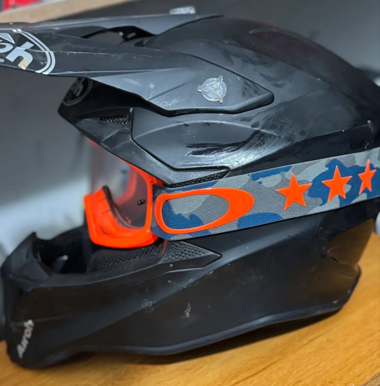 Capacete airoh preto - Foto 2