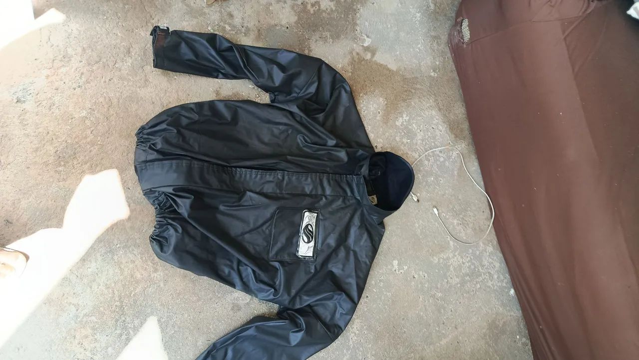 CAPA DE CHUVA ALBA ( BLUSA ) TAMANHO GG - Foto 2