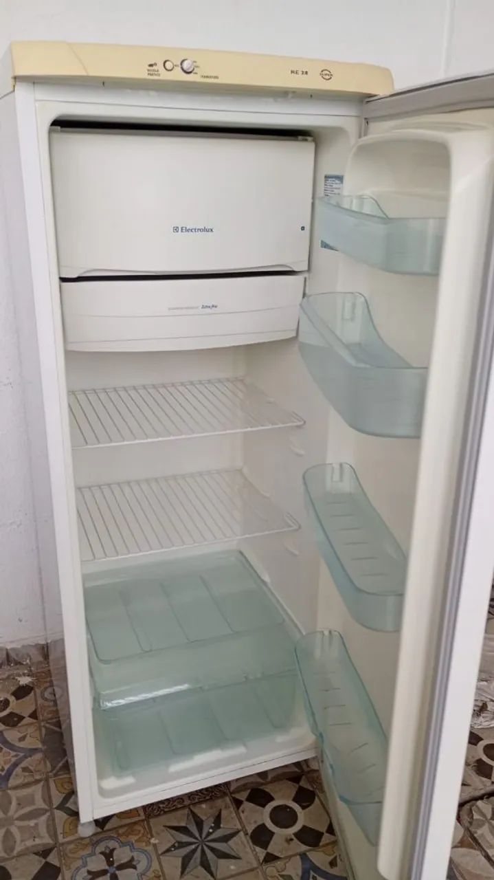 Geladeira eletrolux  - Foto 2