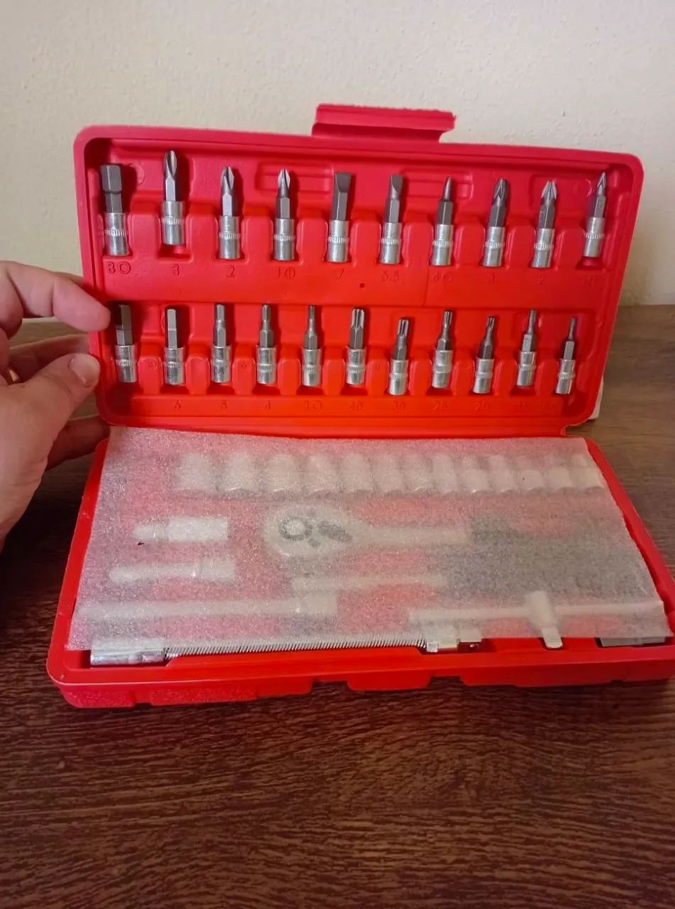 Kit de Ferramentas 46 Peças para Automóveis - Maleta Completa com