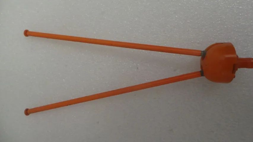 ANTENA DA TV LG RETRô 14 POLEGADAS 14SR1AB SEM O CABO - Foto 2