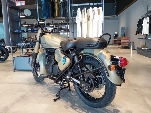 Royal Enfield Classic 350 Commando - 2026 ZERO KM   - Foto 2