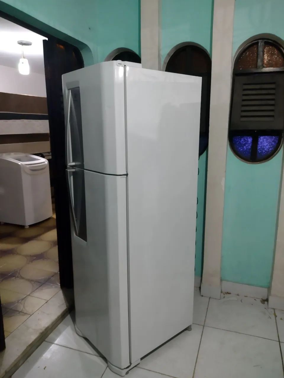 Vendo geladeira Eletrolux df42  - Foto 2