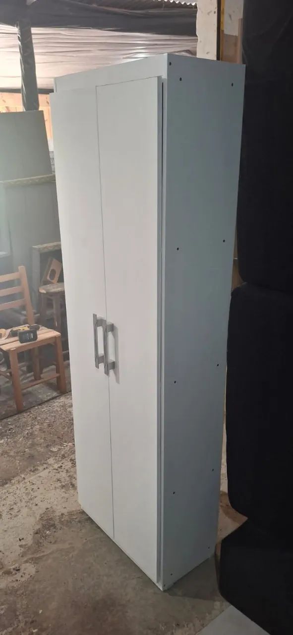 Armário multiuso branco, de 2 portas, em bom estado. - Foto 2