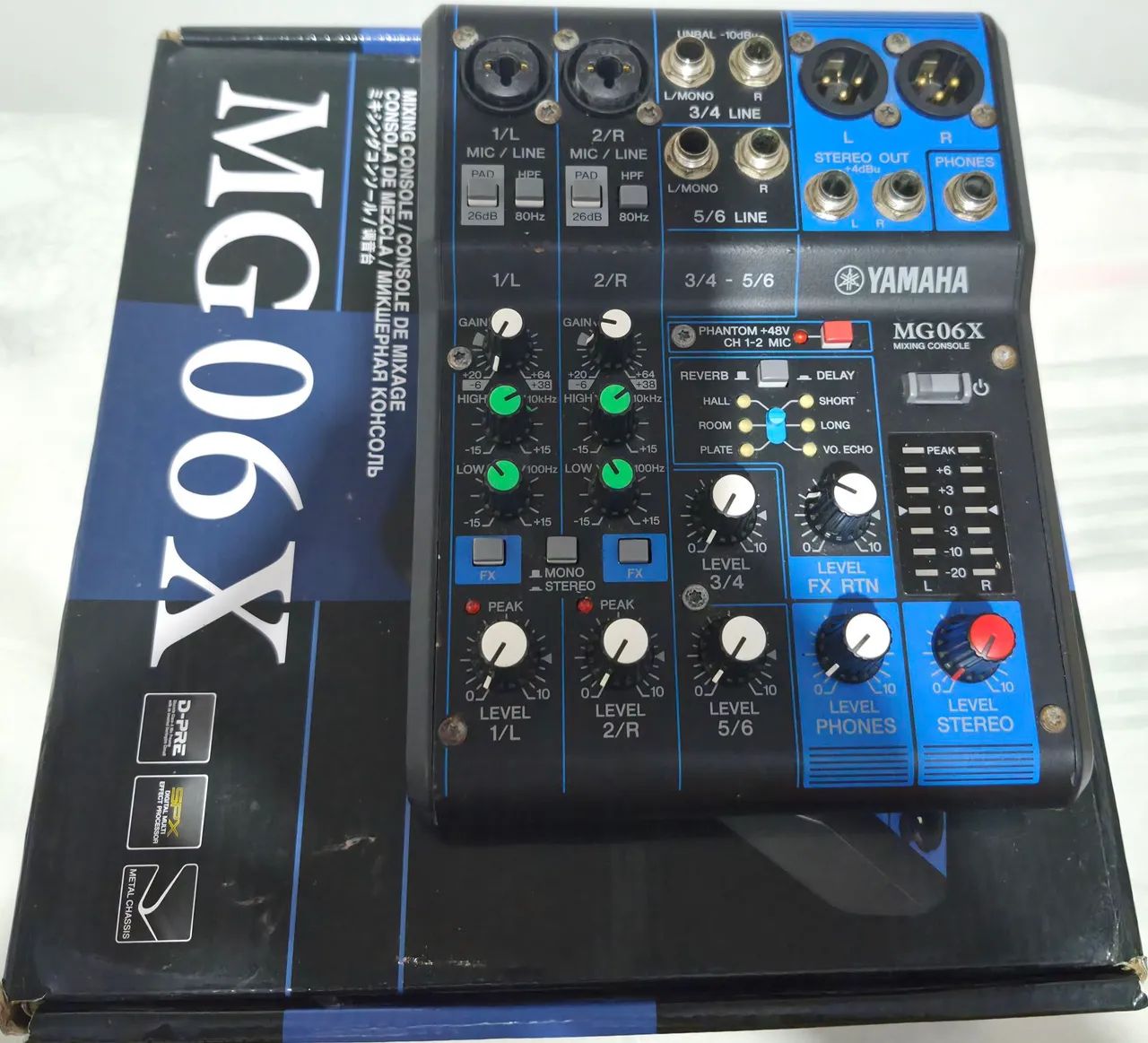 Mesa de Som Yamaha