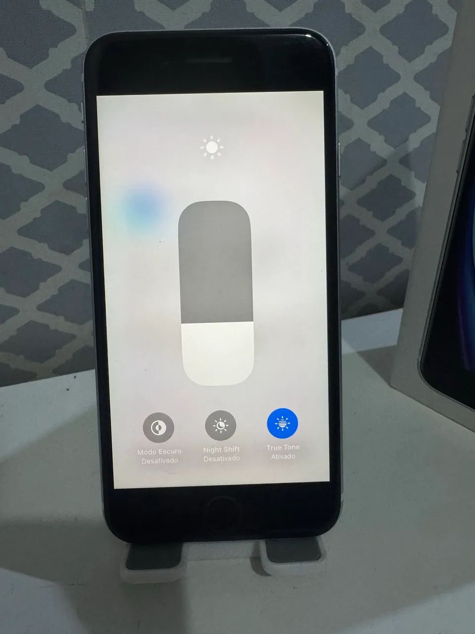 iPhone SE 2 Geração 128Gb com Caixa e Carregador Entrego - Foto 3
