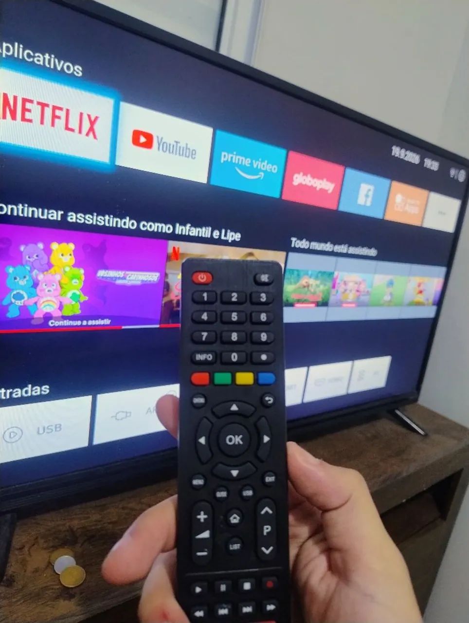 Smart tv Philco funcionando perfeitamente 32 polegadas 