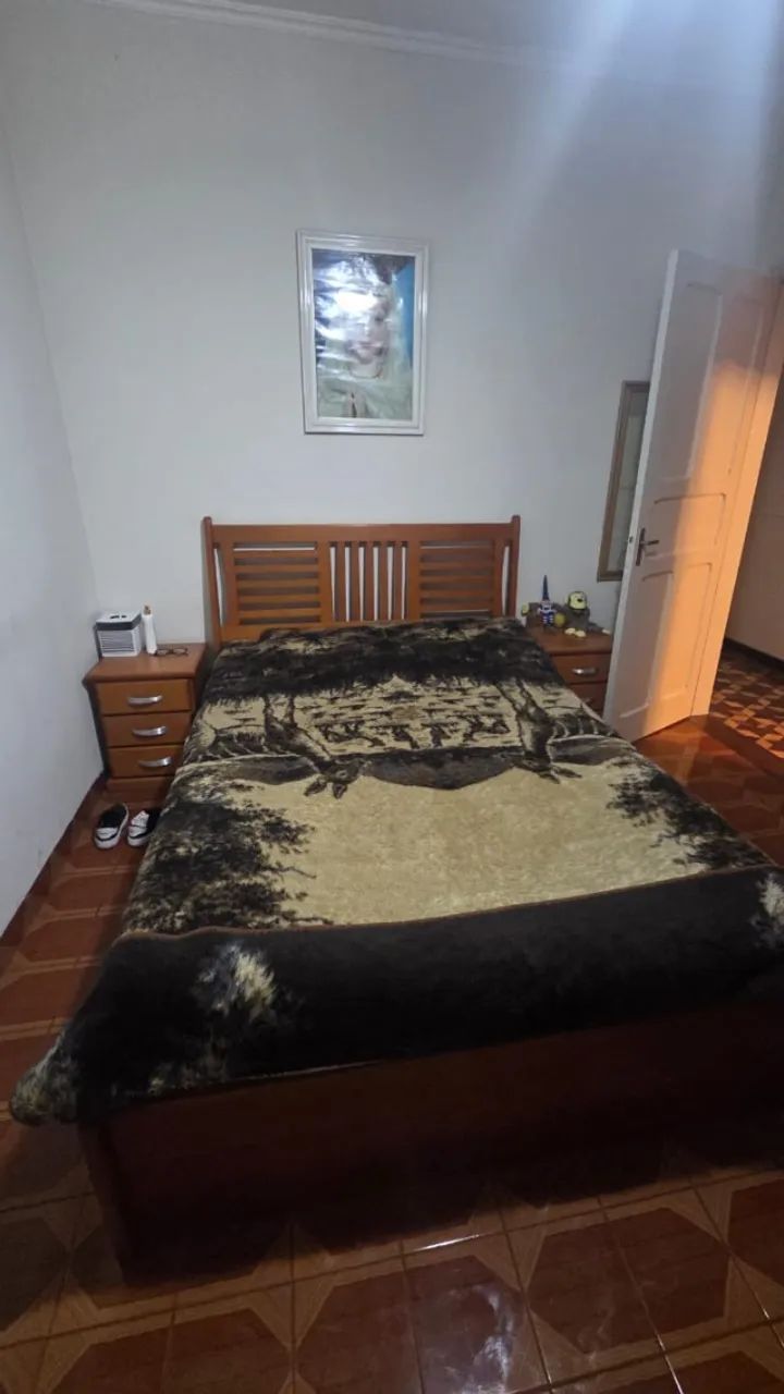 CAMA CASAL MADEIRA COM GAVETAS E COLCHÃO 