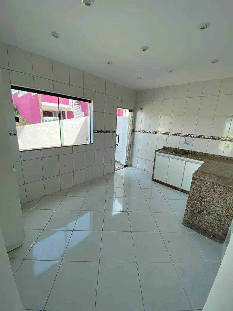 Linda Casa Duplex  com 5 Vagas - Próximo Praia do Peró - Foto 5