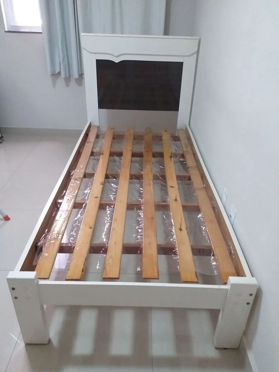 Cama de solteiro em mdf com colchão . - Foto 2