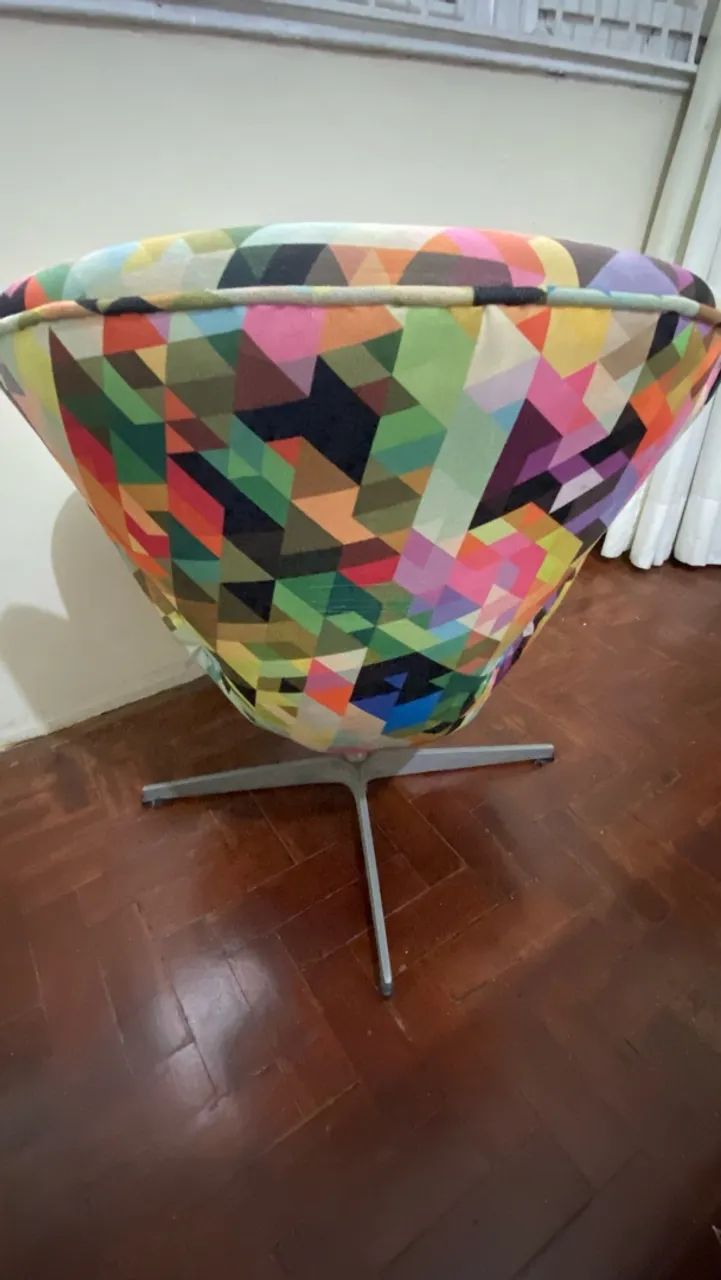 Poltrona Giratória Decorativa Colorida - Design Moderno - Foto 3