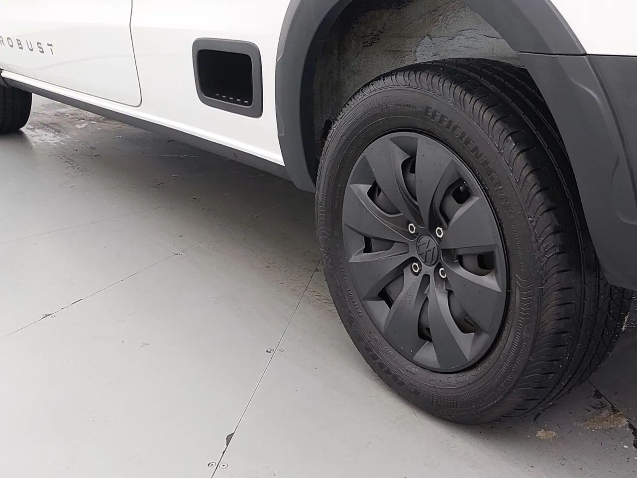 Volkswagen Saveiro Robust 1.6 Total Flex 16V CD, foto 12 de 16