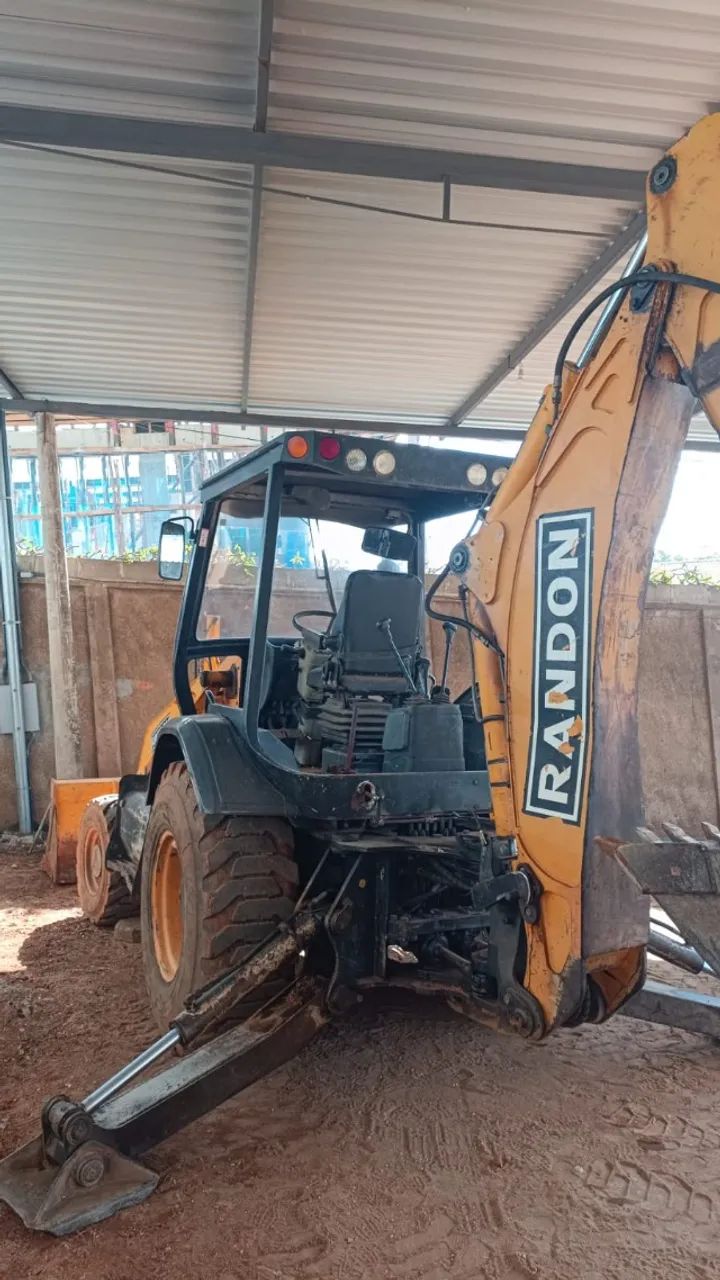 Retroescavadeira Randon RK406 - Foto 4