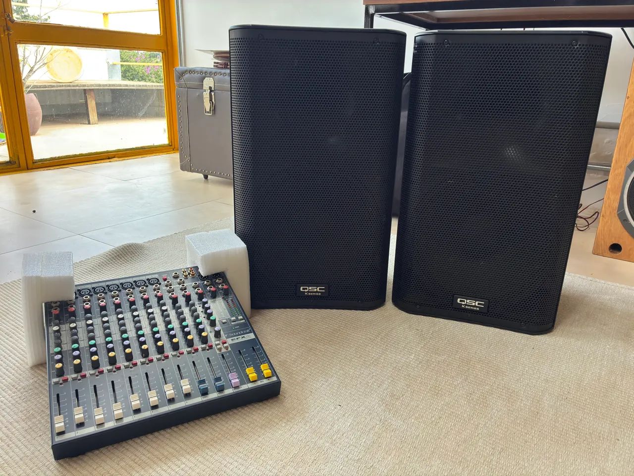 Equipamento de som pra banda