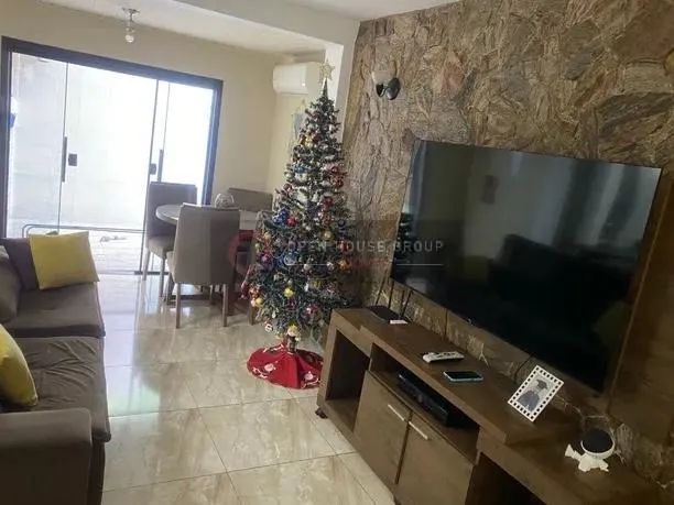 Casa à Venda em Sapê