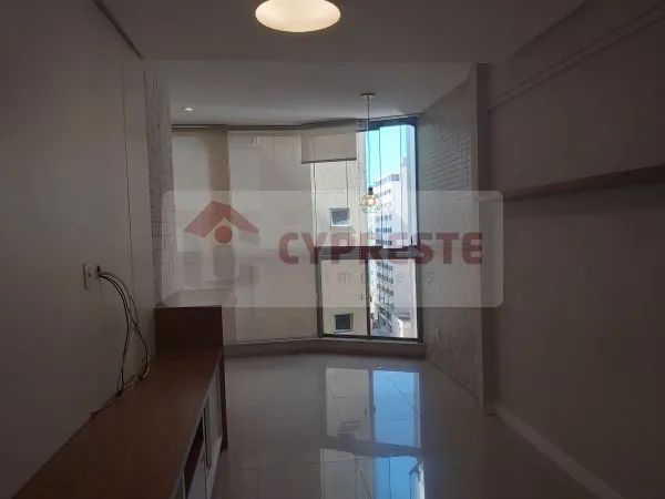 Apartamento com 2 Quartos para aluguel, 78m² - Foto 4