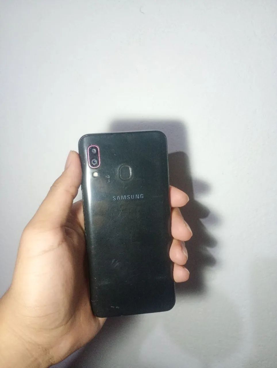 Samsung A20 - Foto 2