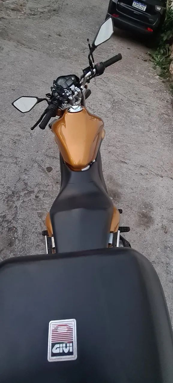 CB 300  - Foto 4