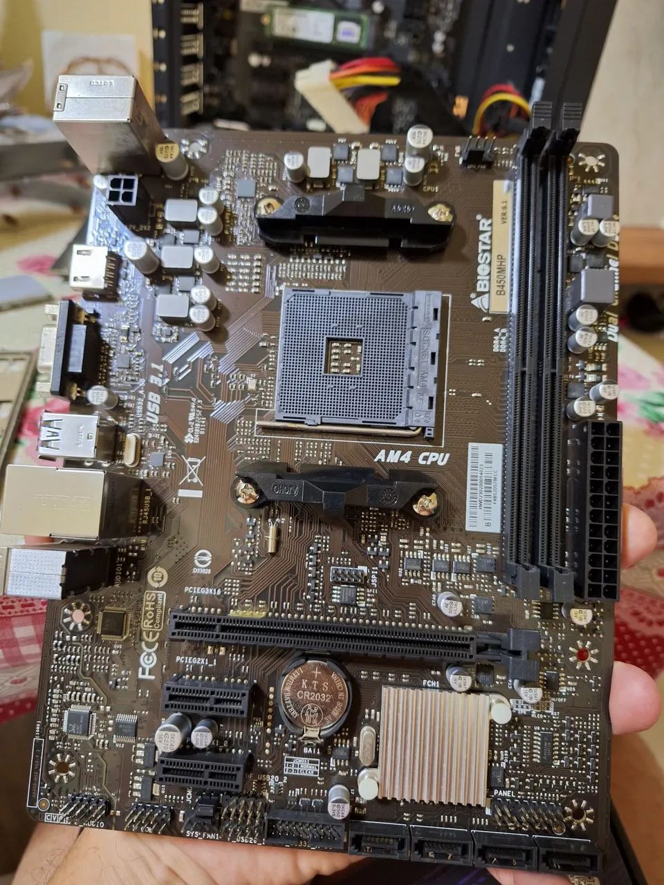 Placa mãe B450m Biostar